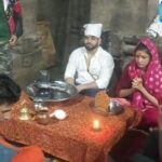 Film actress Sonia Bansal and Shiv Thackeray worshiped at Jageshwar Dham