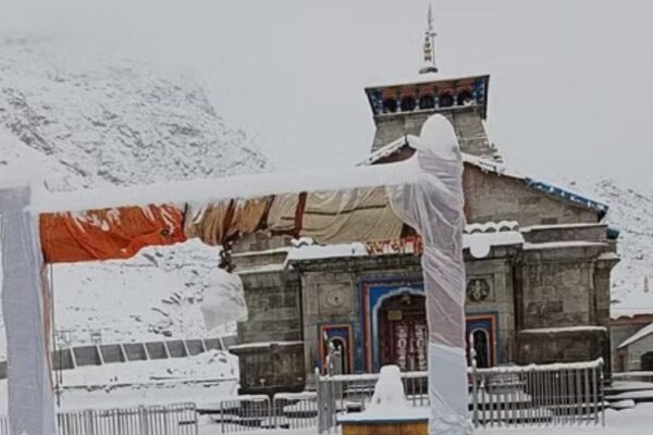 Heli service in Kedarnath Dham of Uttarakhand is full till June