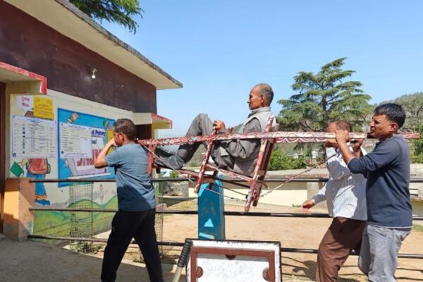 In the hilly areas of Uttarakhand, voters were also transported to the booth by handcart