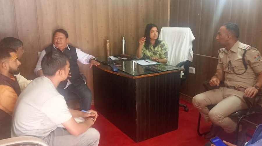 SDM held a meeting on Saturday regarding preparations for the tourist season in Jageshwar