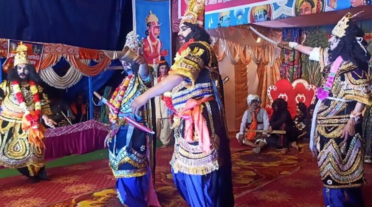 Khar-Dushan dialogue was the center of attraction in Ramlila of Jageshwar Dham