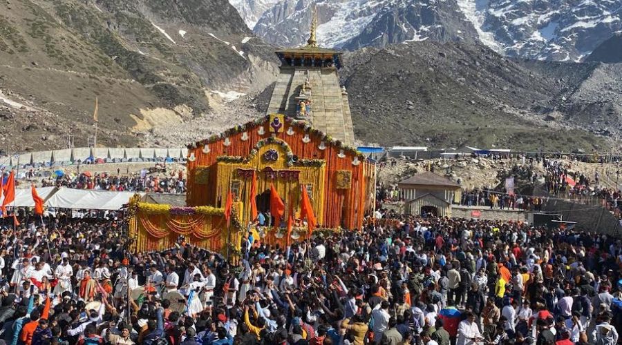 The doors of Kedarnath Dham have opened for the devotees today