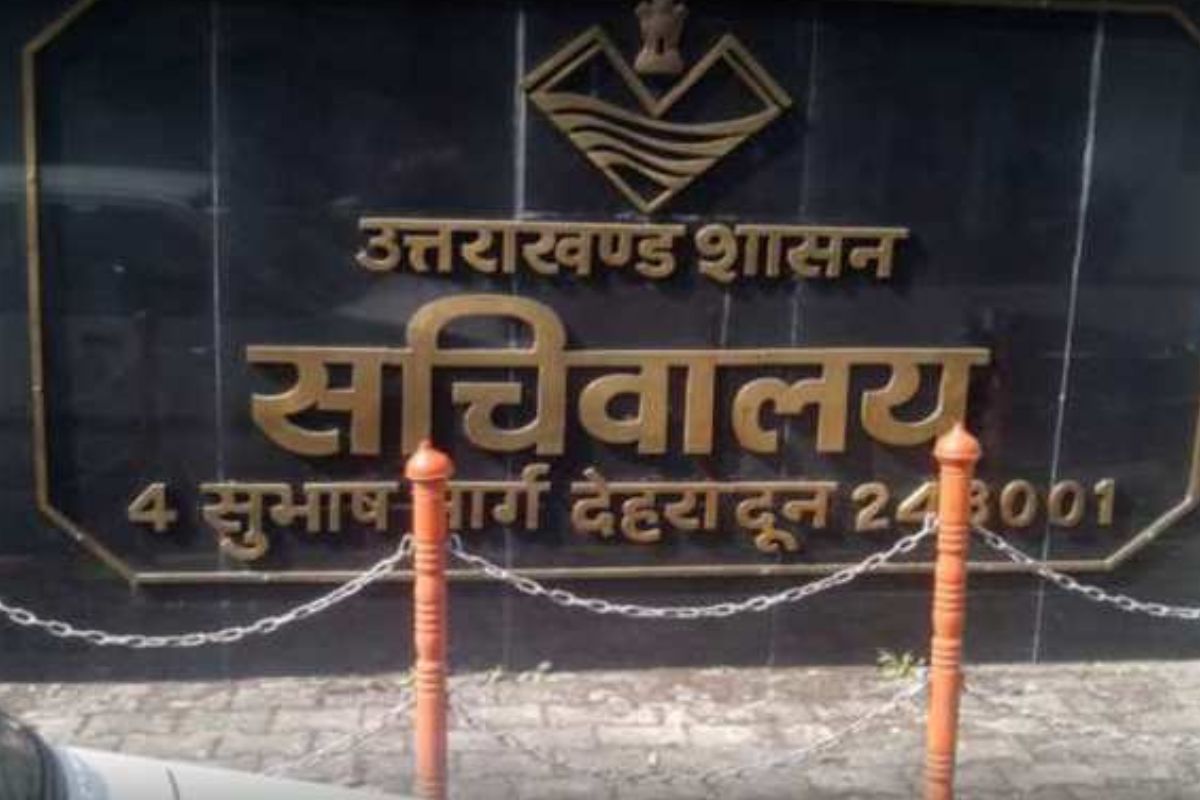 The government has made administrative reshuffle on a large scale in Uttarakhand