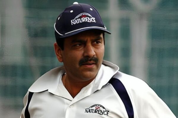 Case against former cricketer Manoj Prabhakar