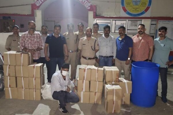 काशीपुर में STF ने पकड़ी नकली शराब की फैक्ट्री, कई जिलों में हो रही थी सप्लाई Fake liquor factory in Uttarakhand