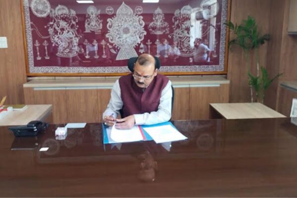 Newly appointed DM Alok Pandey took charge at Almora Collectorate today