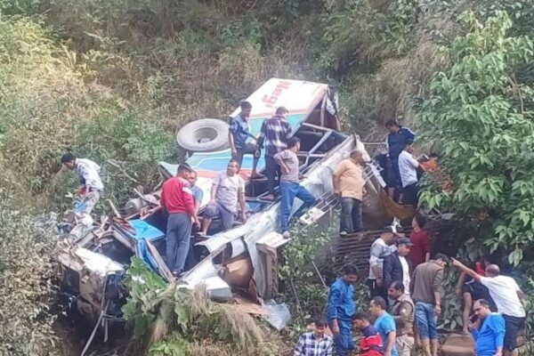 Police lapse exposed in Salt bus accident