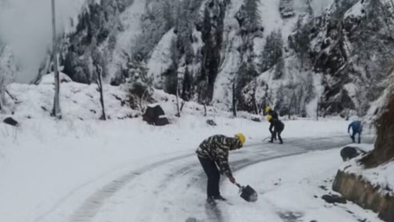 There-is-a-possibility-of-rain-and-snowfall-in-Uttarakhand-from-today
