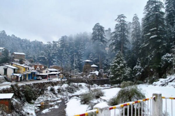 There-is-a-possibility-of-snowfall-and-rain-in-Uttarakhand-soon