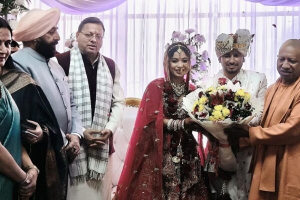 Uttarakhand Chief Minister and Governor also attended the wedding of UP CM Yogi Adityanath's niece