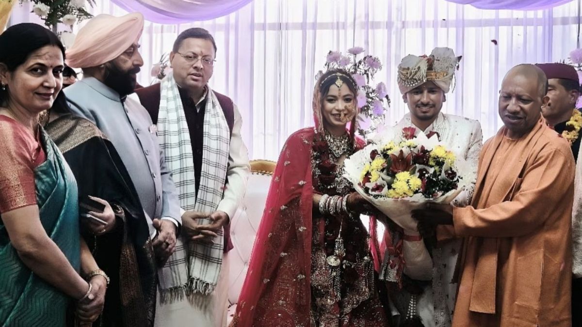 Uttarakhand Chief Minister and Governor also attended the wedding of UP CM Yogi Adityanath's niece