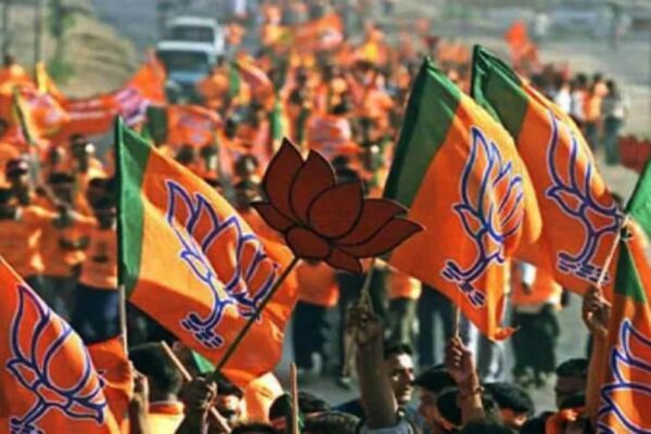 The government will soon distribute responsibilities to BJP leaders in Uttarakhand
