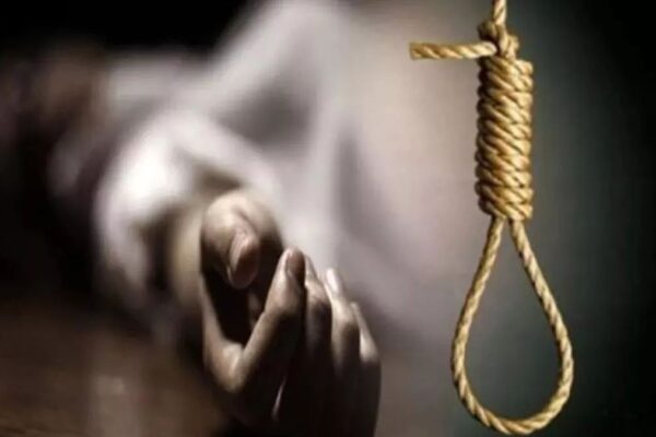 A girl committed suicide by hanging herself in Gopeshwar, Chamoli