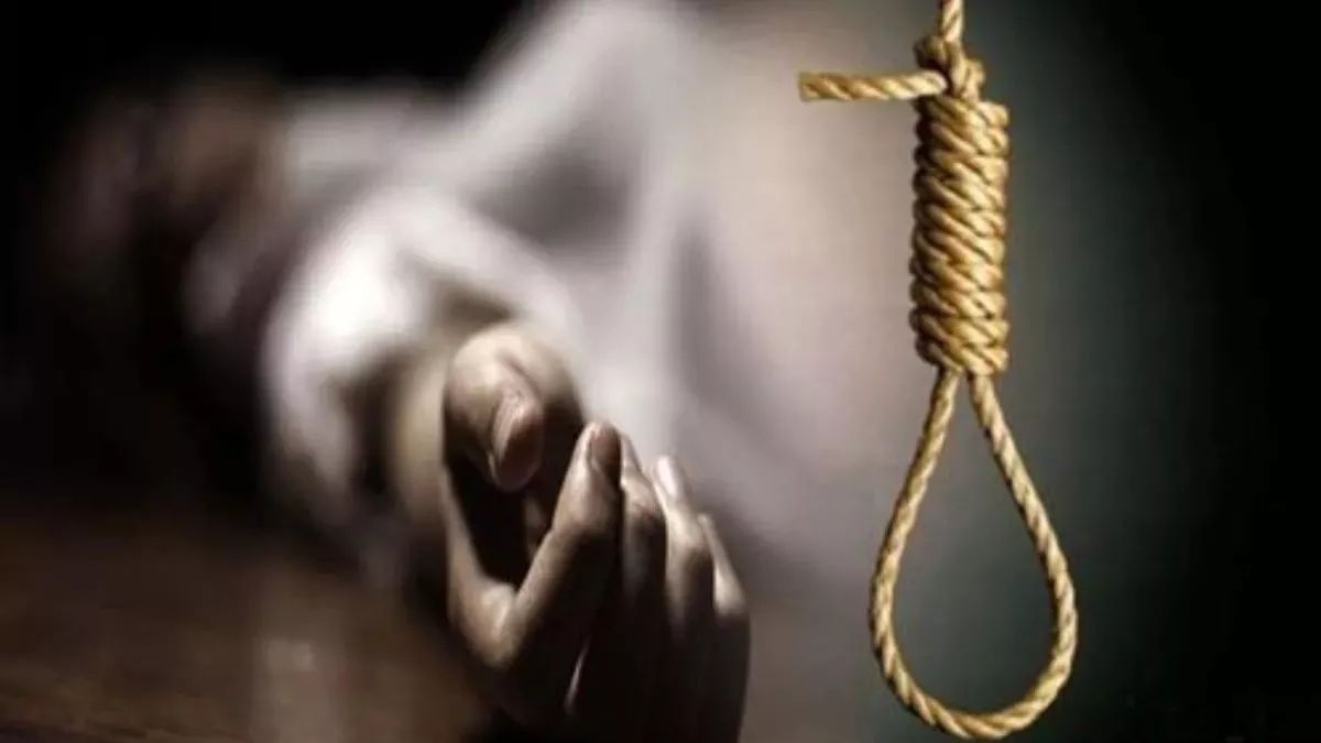 A girl committed suicide by hanging herself in Gopeshwar, Chamoli