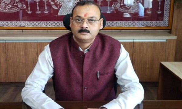 Almora DM has issued orders to investigate the construction work of Ara-Salpad and other roads