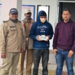 Police have arrested the person who looted gold jewellery from a woman in Danya of Almora district