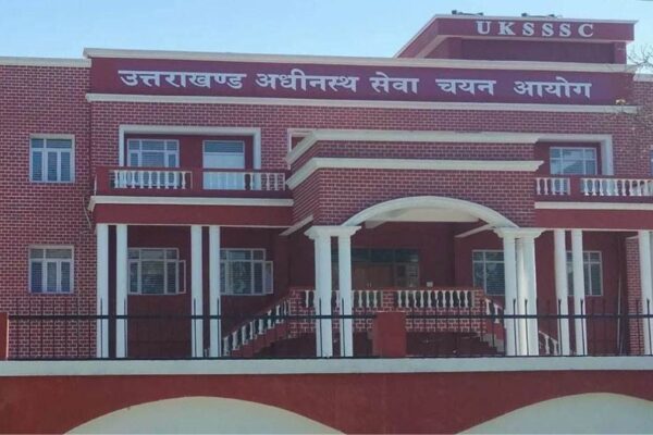 UKSSSC-has-released-recruitment-for-416-Group-C-posts