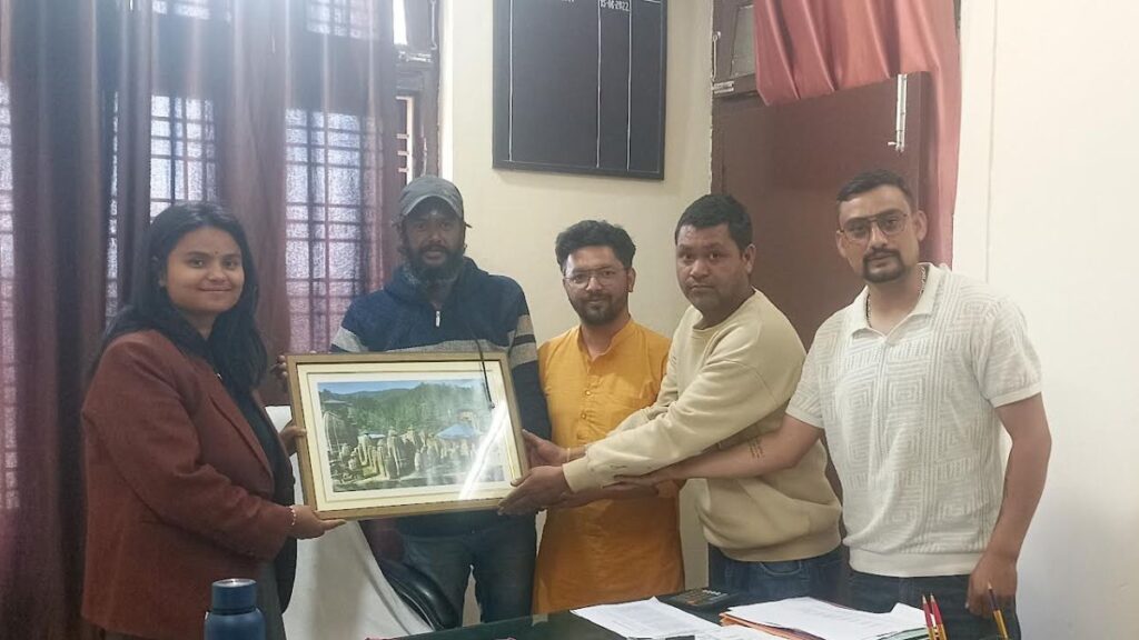 Bhanoli Tehsildar Barkha Jalal has been transferred to Bhikiyasain